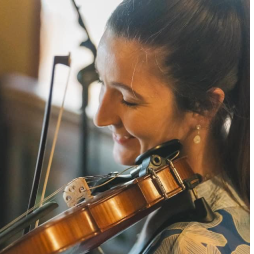 Te Wāhi Toi - Erica Hastie - Violinist & Music Teacher